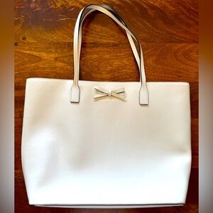 Kate Spade New York Sawyer Street Tori Leather Tote - NWOT